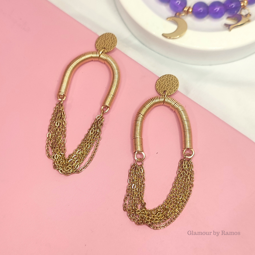 Aretes de tapón u invertida con cadenas (GBR-ALA-CAD-G)