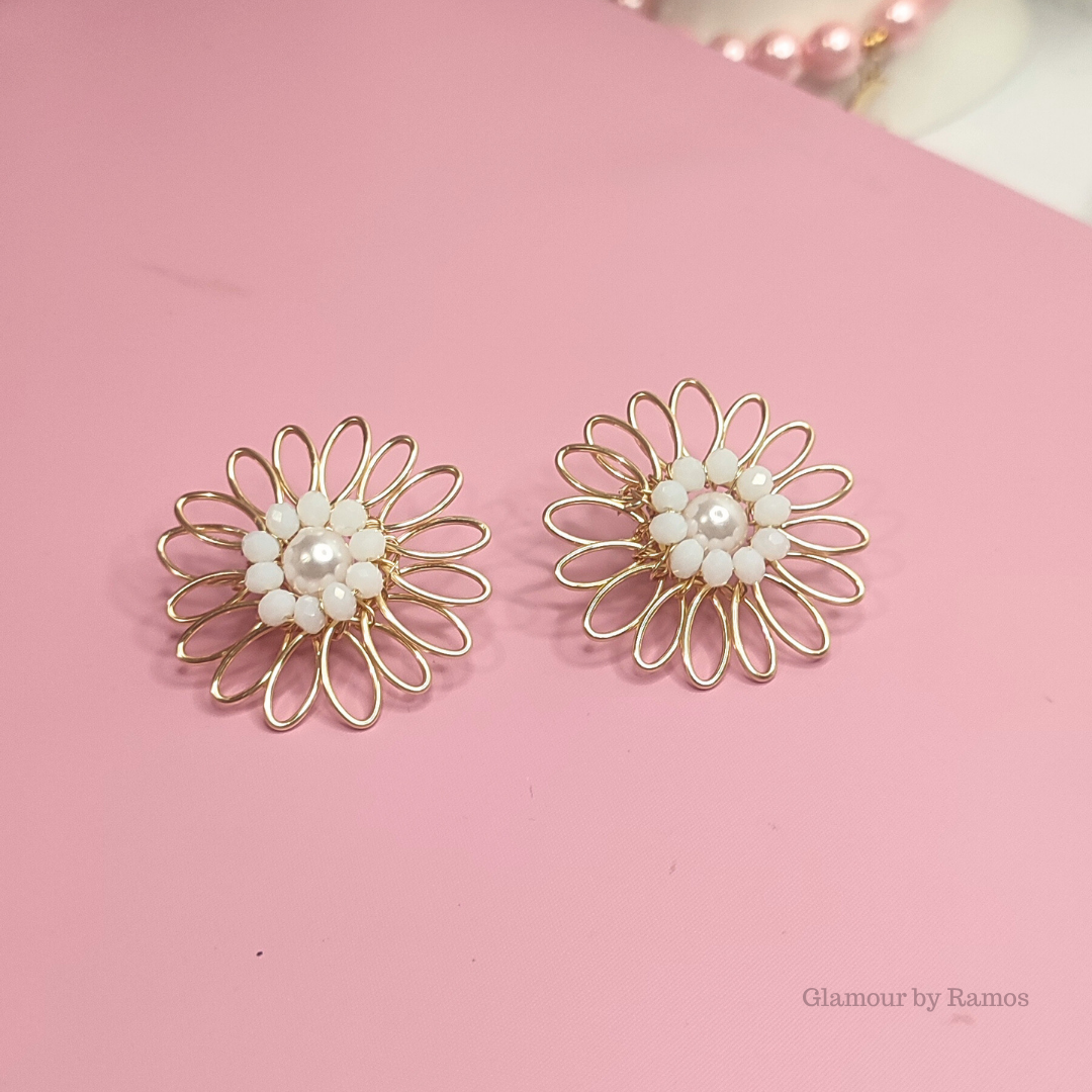 Aretes de tapón de corazón con cristales y perlas (GBR-COR-A-004)