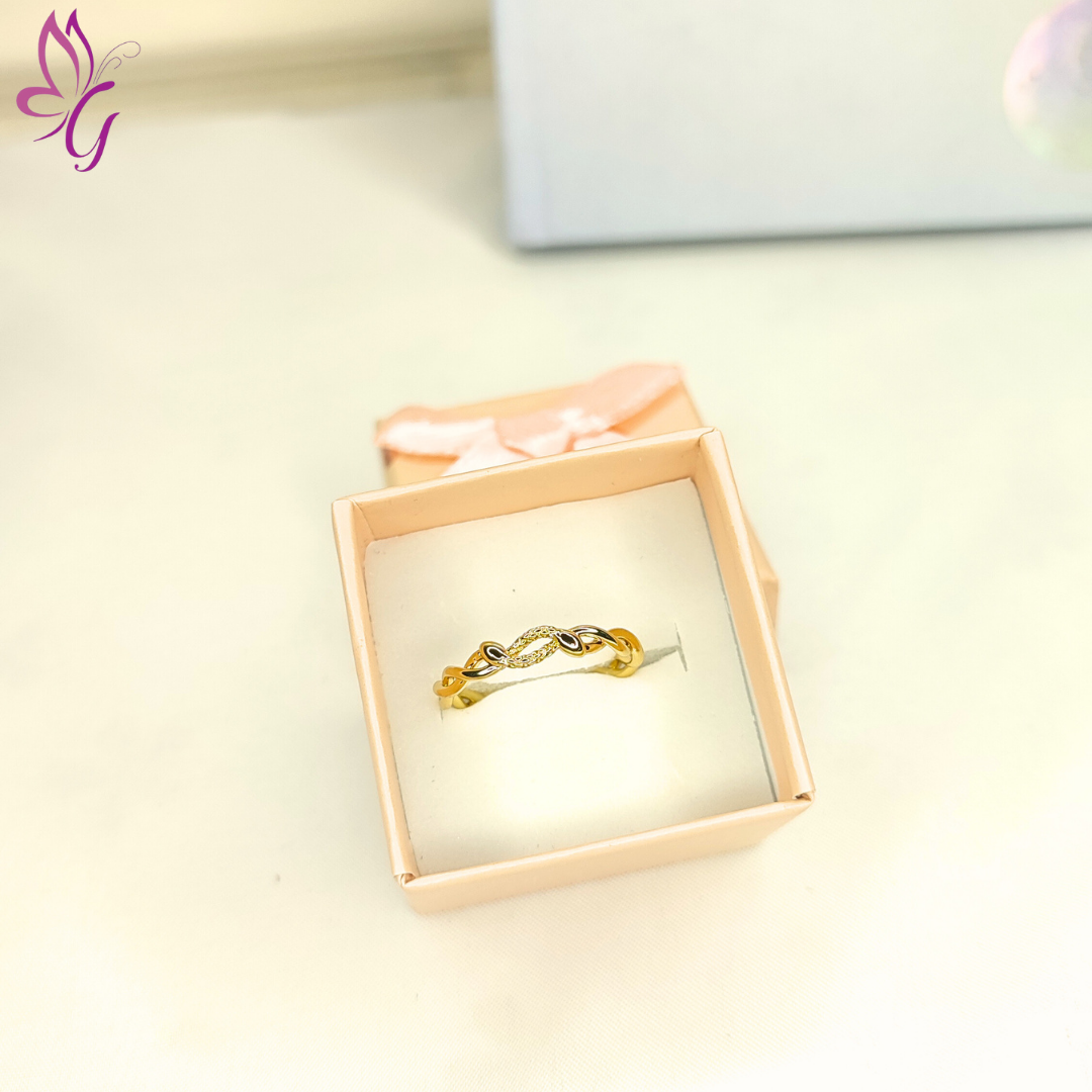 Anillo en acero inoxidable diseño de serpiente e infinito (GBR-STAS-M309-01G)