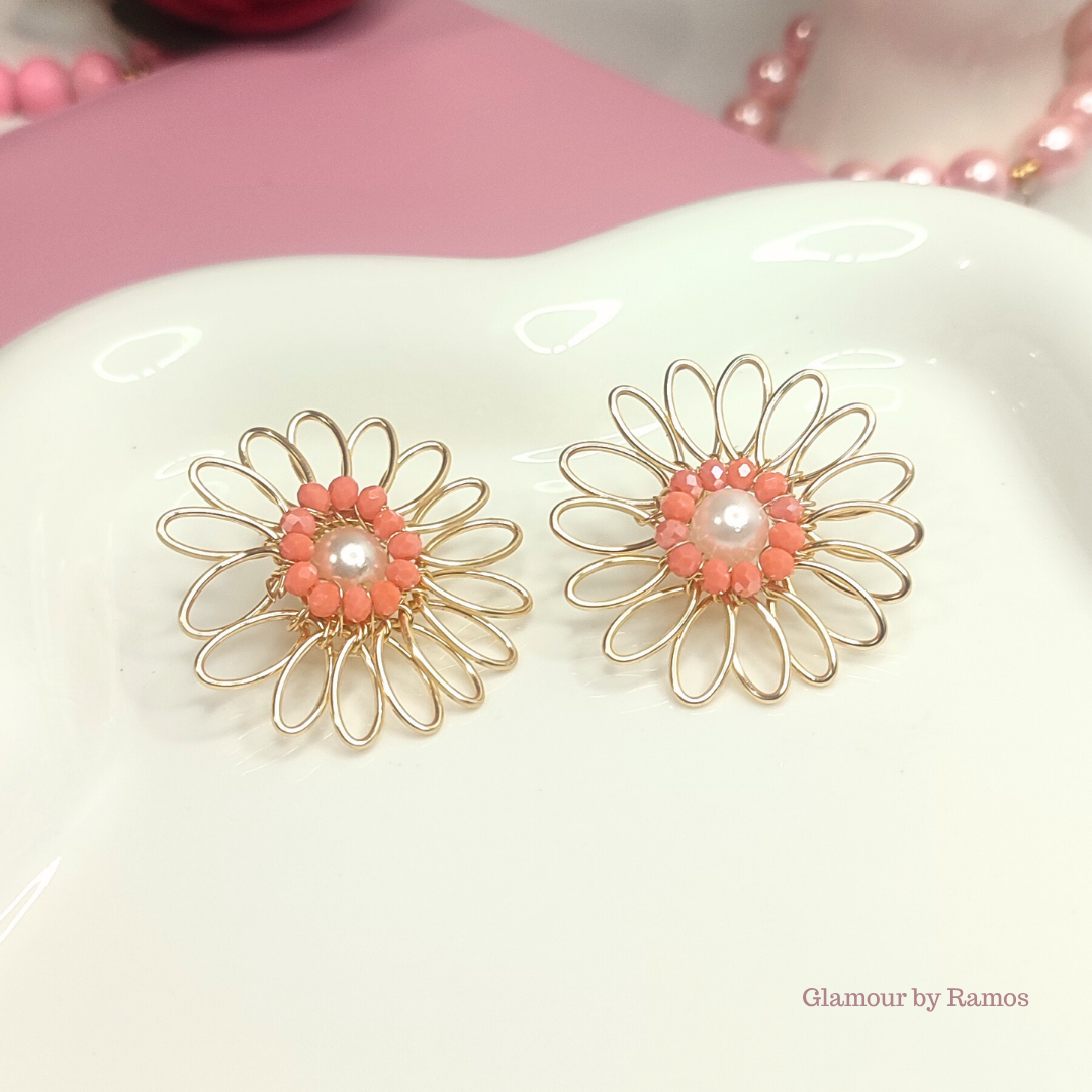 Aretes de tapón de corazón con cristales y perlas (GBR-COR-A-003)