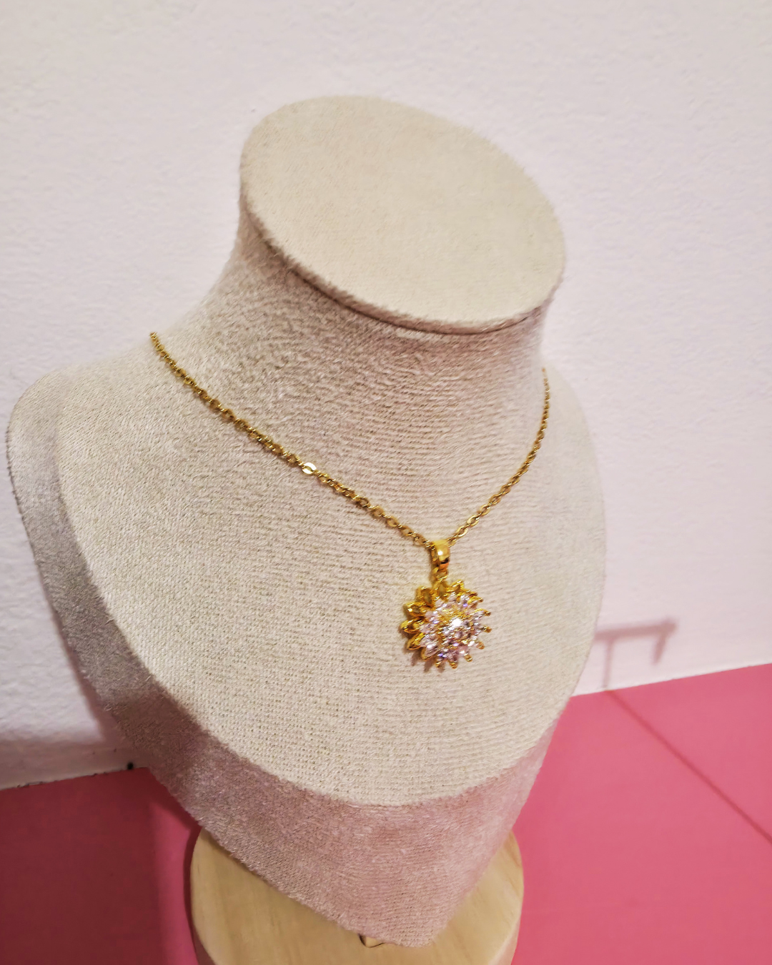Collar de Girasol Giratorio (GBR-ZIRC-I055-02G)