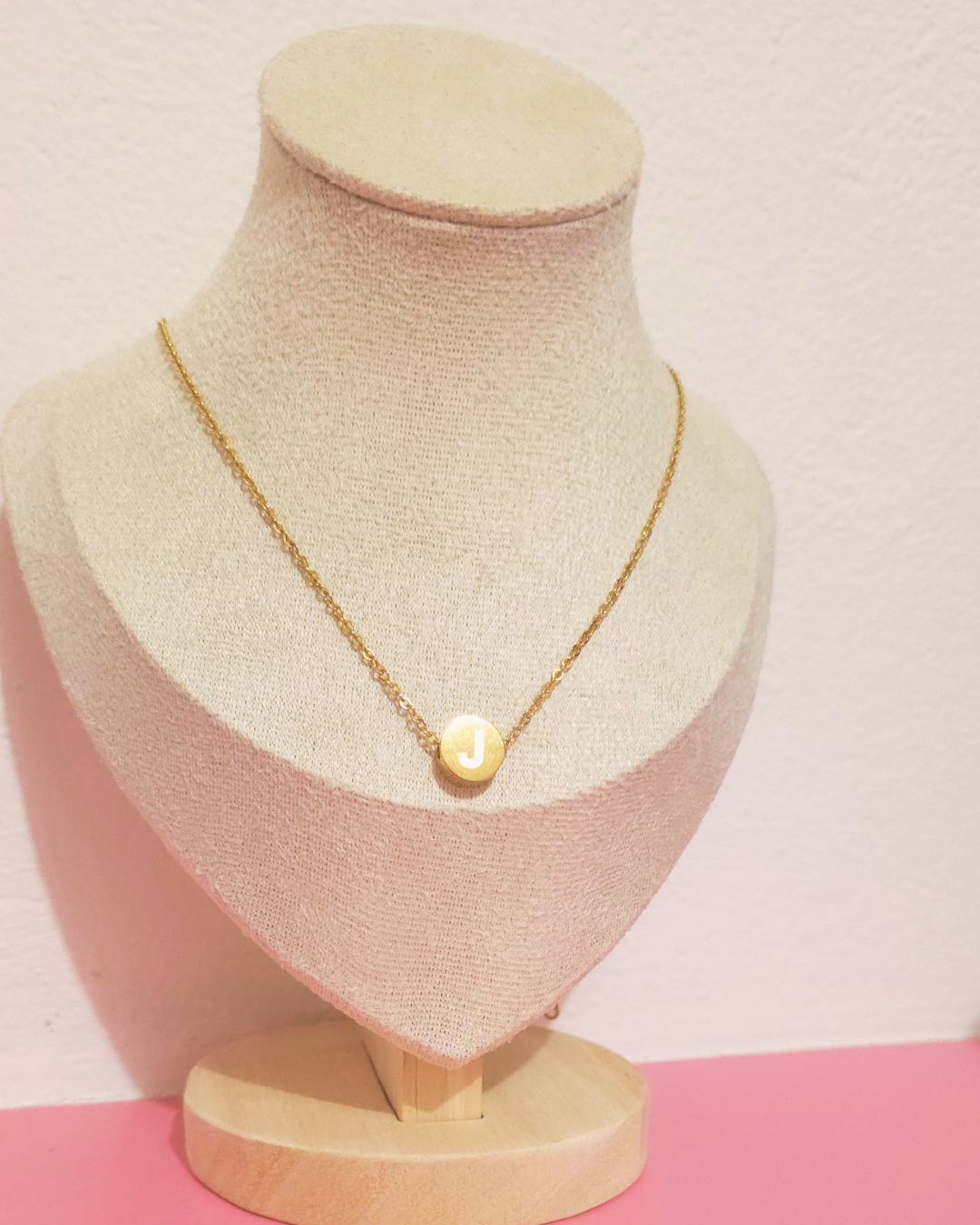 Collar mi inicial favorita