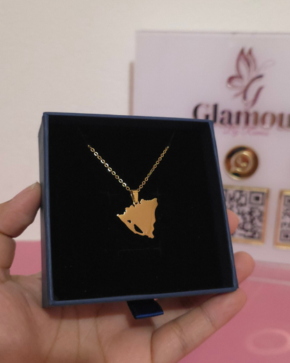 Collar Mi patria dorado (GBR-NEC-MAP-DOR)