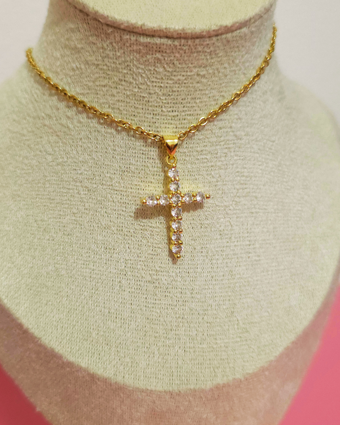 Collar Cruz Brillo