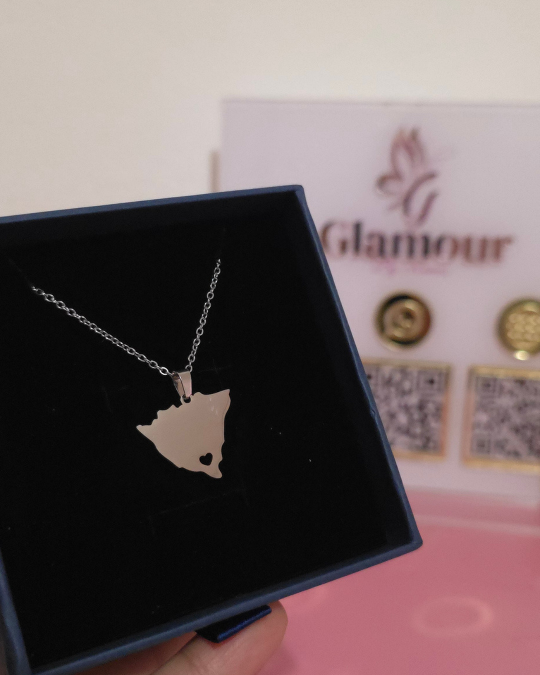Collar Amor Patrio Plateado (GBR-NEC-MAP-PLA)