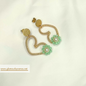 Aretes de botón de corazón con cristales y perlas (GBR-COR-A-004)