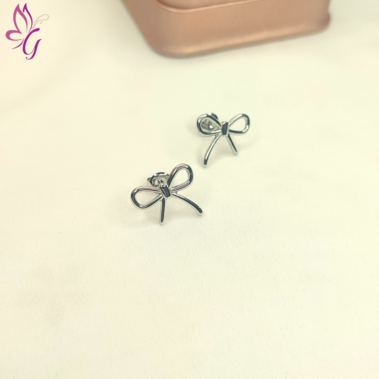 Aretes en acero inoxidable de lazo plateado (GBR-EJEW-H115-08P)