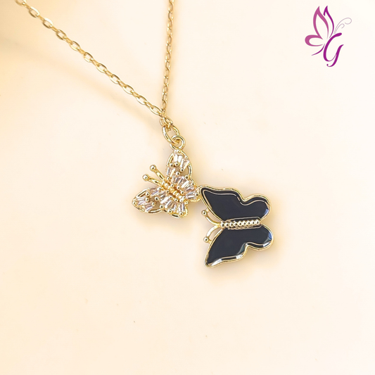 Collar de acero inoxidable con dije de maripos negra y blanca (GBR-ZIRC-I046-15G)