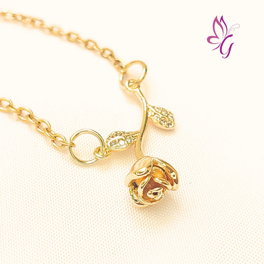 Collar de acero inoxidable con rosa amarilla (GBR-ZIRC-K082-043A)