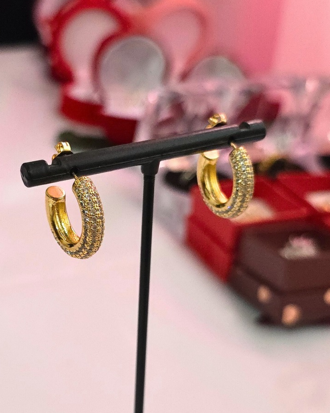 Arete Dangle